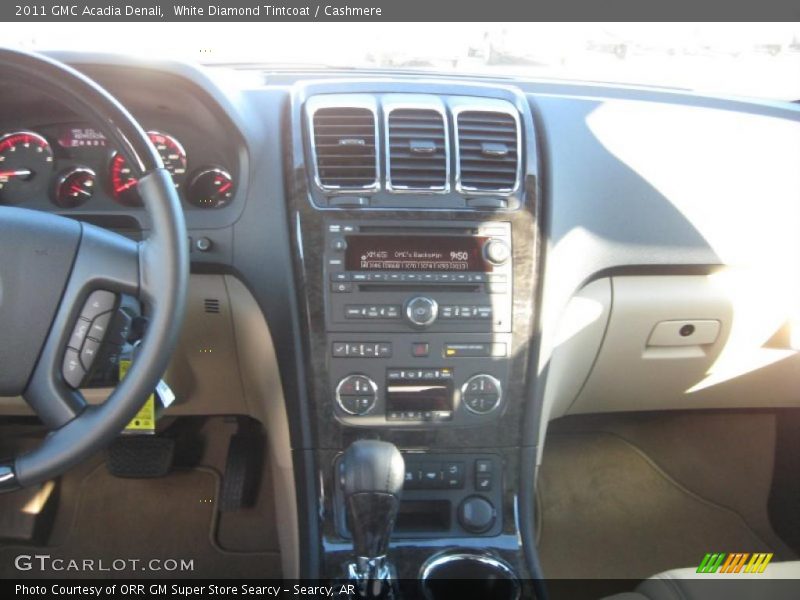White Diamond Tintcoat / Cashmere 2011 GMC Acadia Denali