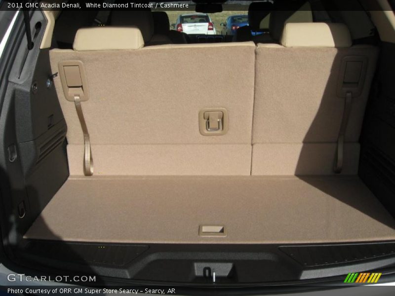 White Diamond Tintcoat / Cashmere 2011 GMC Acadia Denali