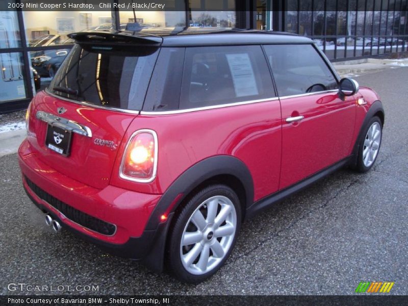 Chili Red / Black/Grey 2009 Mini Cooper S Hardtop