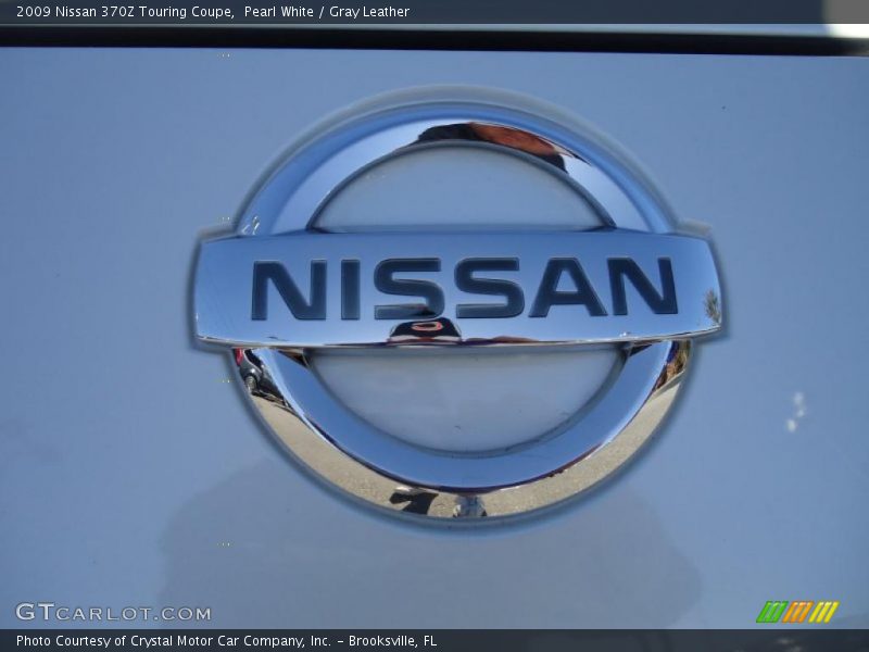 Pearl White / Gray Leather 2009 Nissan 370Z Touring Coupe