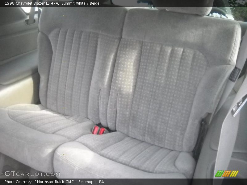 Summit White / Beige 1998 Chevrolet Blazer LS 4x4