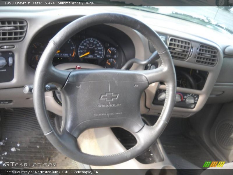 Summit White / Beige 1998 Chevrolet Blazer LS 4x4
