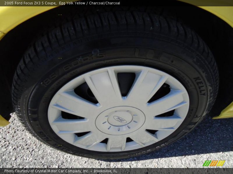 Egg Yolk Yellow / Charcoal/Charcoal 2005 Ford Focus ZX3 S Coupe