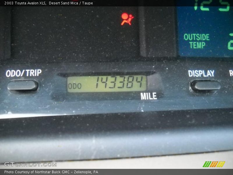 Desert Sand Mica / Taupe 2003 Toyota Avalon XLS