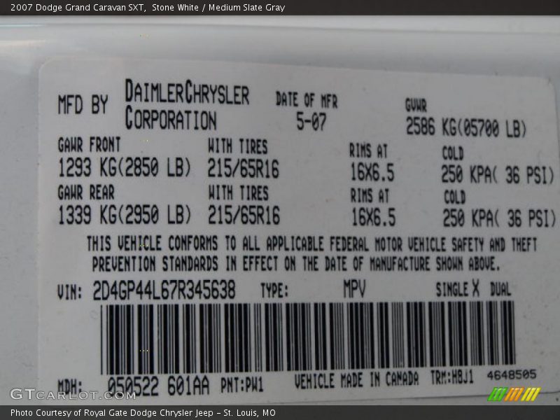 Stone White / Medium Slate Gray 2007 Dodge Grand Caravan SXT