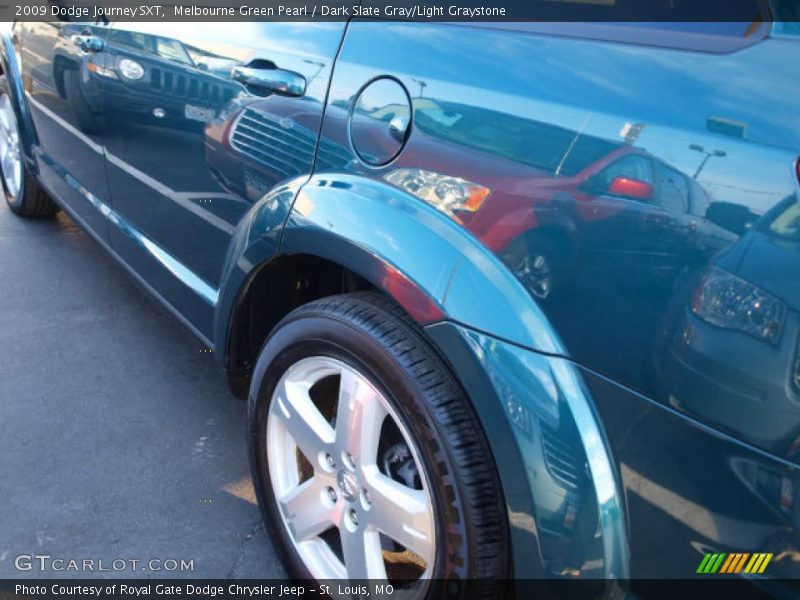 Melbourne Green Pearl / Dark Slate Gray/Light Graystone 2009 Dodge Journey SXT