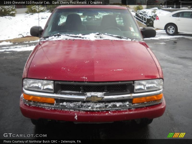 Dark Cherry Red Metallic / Graphite 1999 Chevrolet S10 Regular Cab