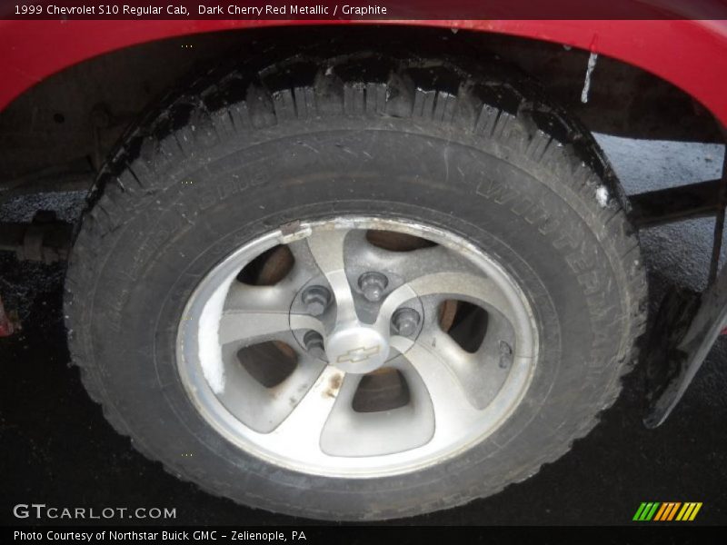 Dark Cherry Red Metallic / Graphite 1999 Chevrolet S10 Regular Cab