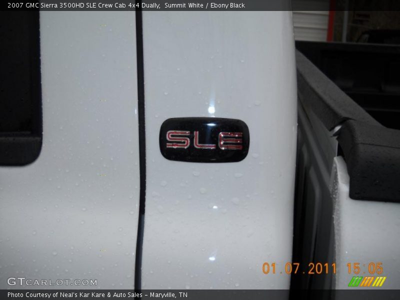  2007 Sierra 3500HD SLE Crew Cab 4x4 Dually Logo