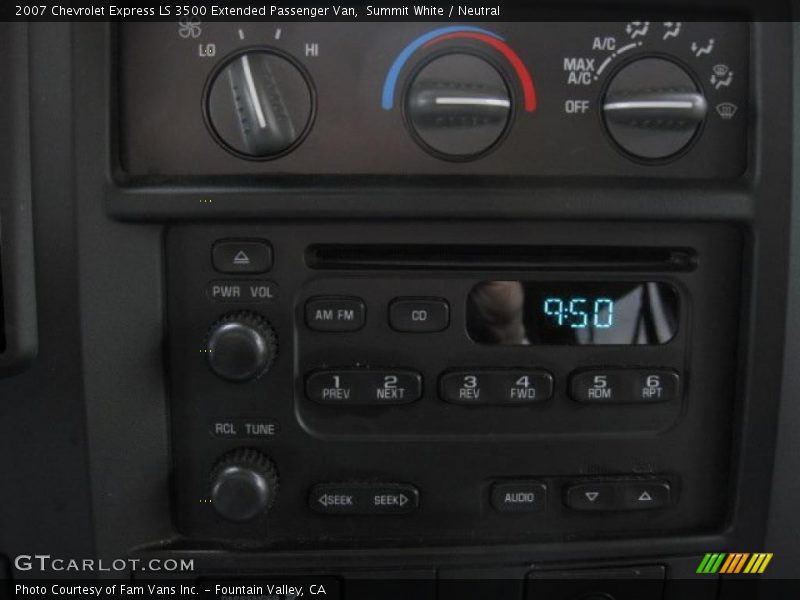 Summit White / Neutral 2007 Chevrolet Express LS 3500 Extended Passenger Van