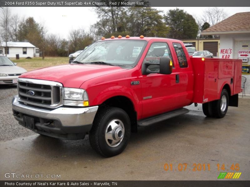 Red / Medium Flint 2004 Ford F350 Super Duty XLT SuperCab 4x4 Chassis