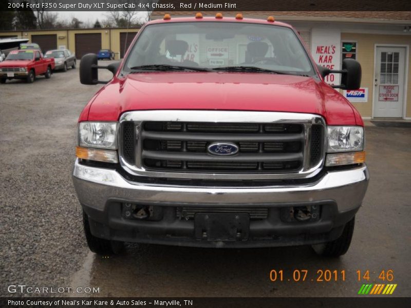 Red / Medium Flint 2004 Ford F350 Super Duty XLT SuperCab 4x4 Chassis