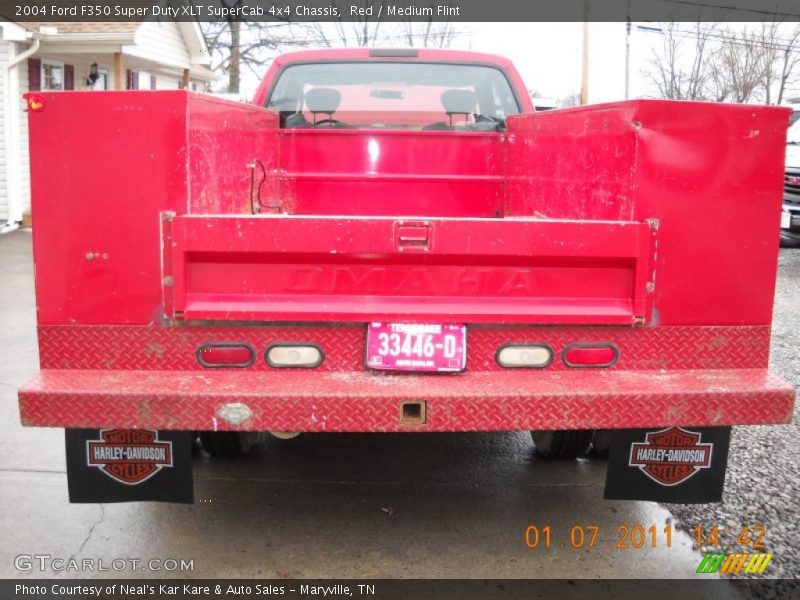 Red / Medium Flint 2004 Ford F350 Super Duty XLT SuperCab 4x4 Chassis