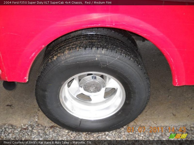 Red / Medium Flint 2004 Ford F350 Super Duty XLT SuperCab 4x4 Chassis