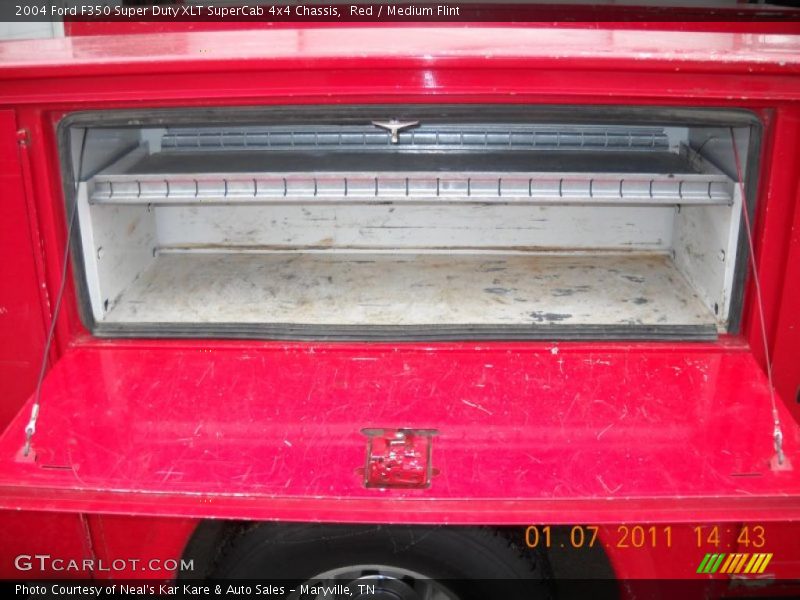 Red / Medium Flint 2004 Ford F350 Super Duty XLT SuperCab 4x4 Chassis