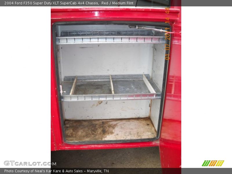 Red / Medium Flint 2004 Ford F350 Super Duty XLT SuperCab 4x4 Chassis