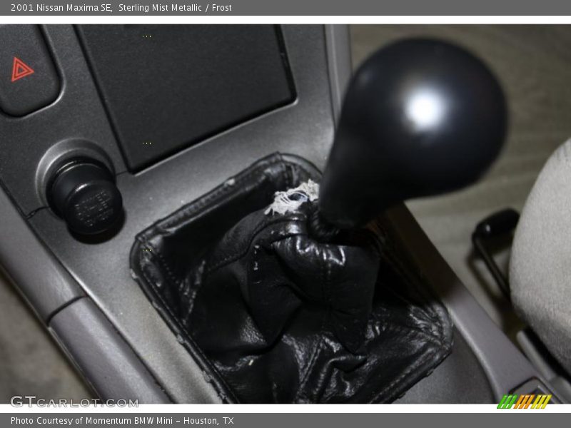 Sterling Mist Metallic / Frost 2001 Nissan Maxima SE
