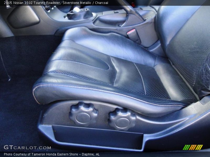 Silverstone Metallic / Charcoal 2005 Nissan 350Z Touring Roadster