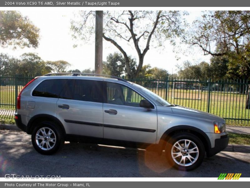 Silver Metallic / Taupe/Light Taupe 2004 Volvo XC90 T6 AWD