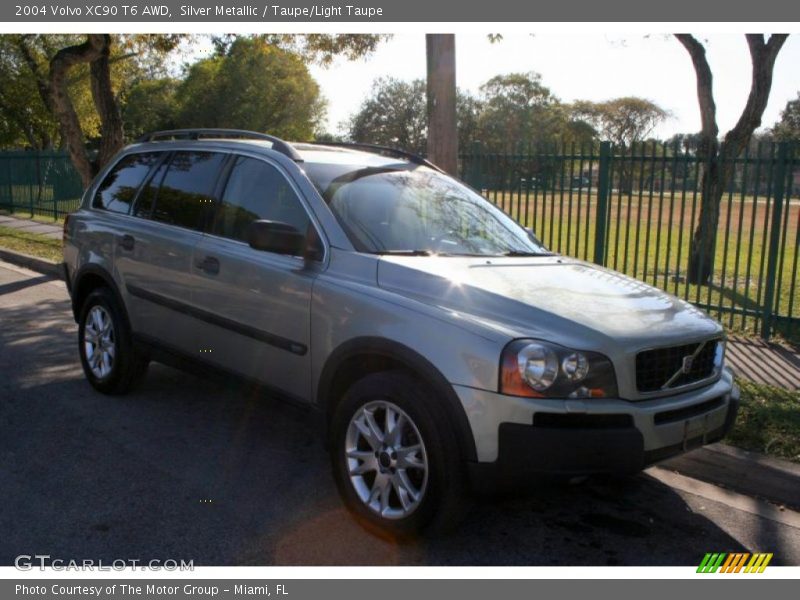 Silver Metallic / Taupe/Light Taupe 2004 Volvo XC90 T6 AWD