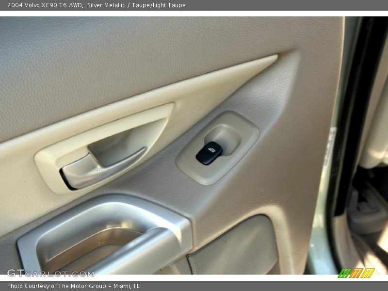 Silver Metallic / Taupe/Light Taupe 2004 Volvo XC90 T6 AWD