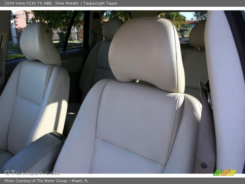 Silver Metallic / Taupe/Light Taupe 2004 Volvo XC90 T6 AWD