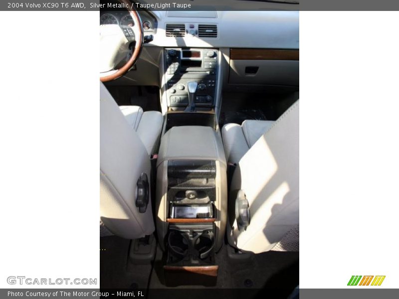 Silver Metallic / Taupe/Light Taupe 2004 Volvo XC90 T6 AWD