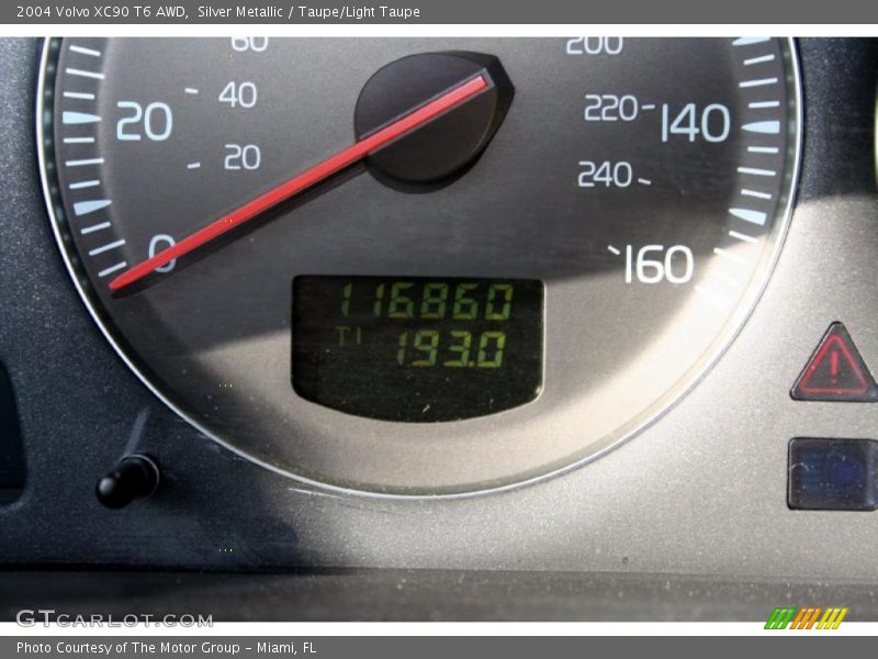 Silver Metallic / Taupe/Light Taupe 2004 Volvo XC90 T6 AWD