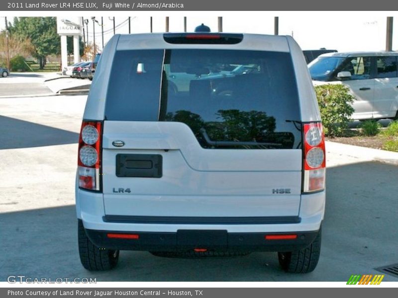 Fuji White / Almond/Arabica 2011 Land Rover LR4 HSE LUX