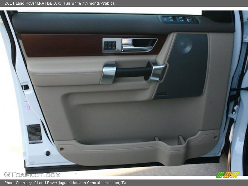 Fuji White / Almond/Arabica 2011 Land Rover LR4 HSE LUX