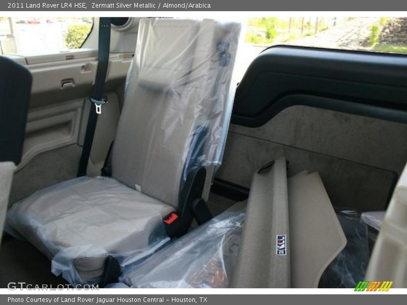 Zermatt Silver Metallic / Almond/Arabica 2011 Land Rover LR4 HSE