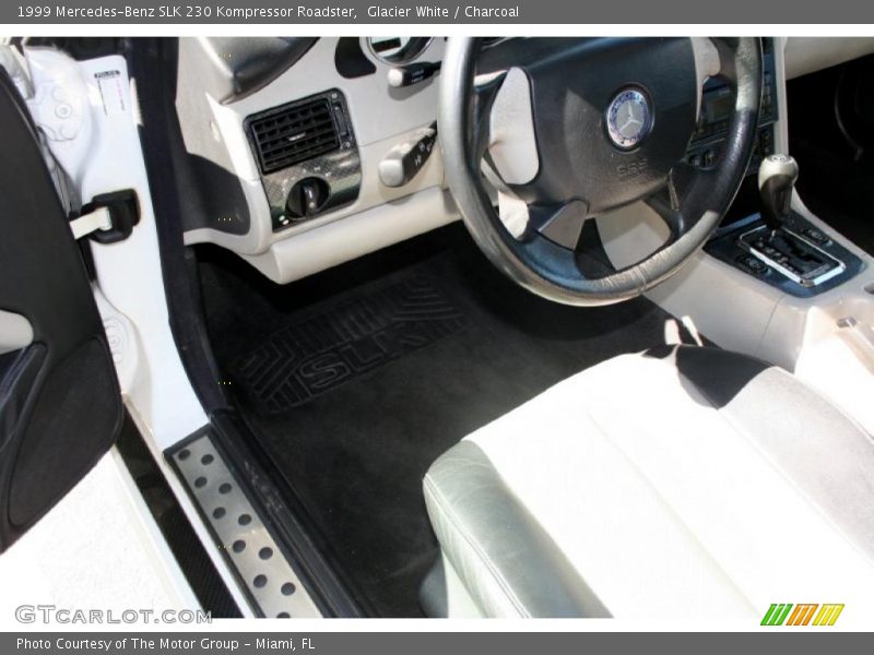 Glacier White / Charcoal 1999 Mercedes-Benz SLK 230 Kompressor Roadster