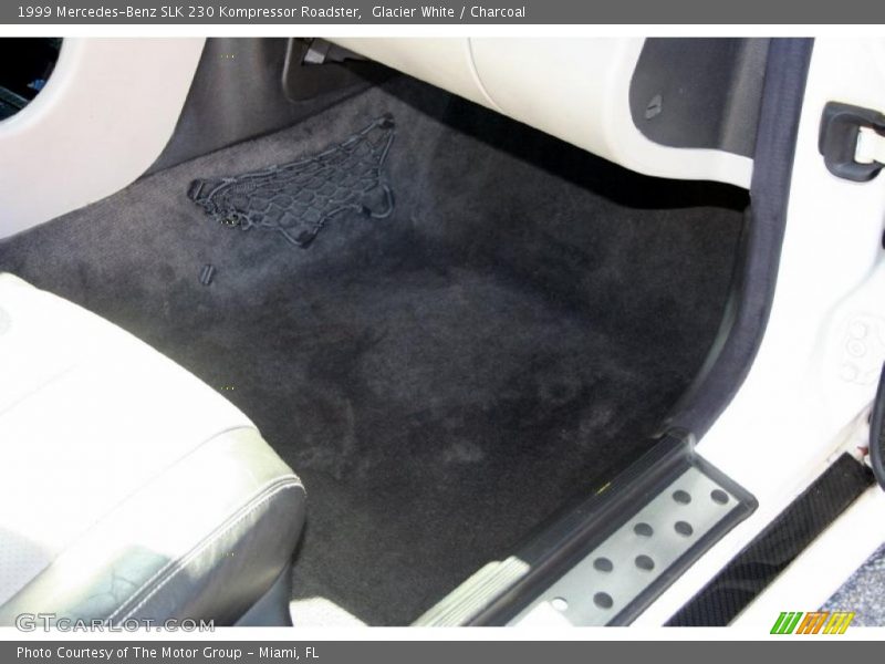 Glacier White / Charcoal 1999 Mercedes-Benz SLK 230 Kompressor Roadster