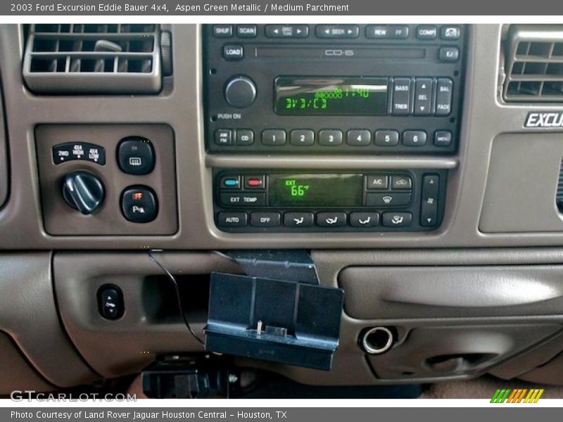 Controls of 2003 Excursion Eddie Bauer 4x4
