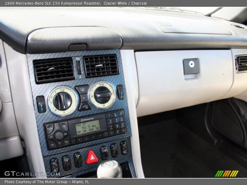 Glacier White / Charcoal 1999 Mercedes-Benz SLK 230 Kompressor Roadster