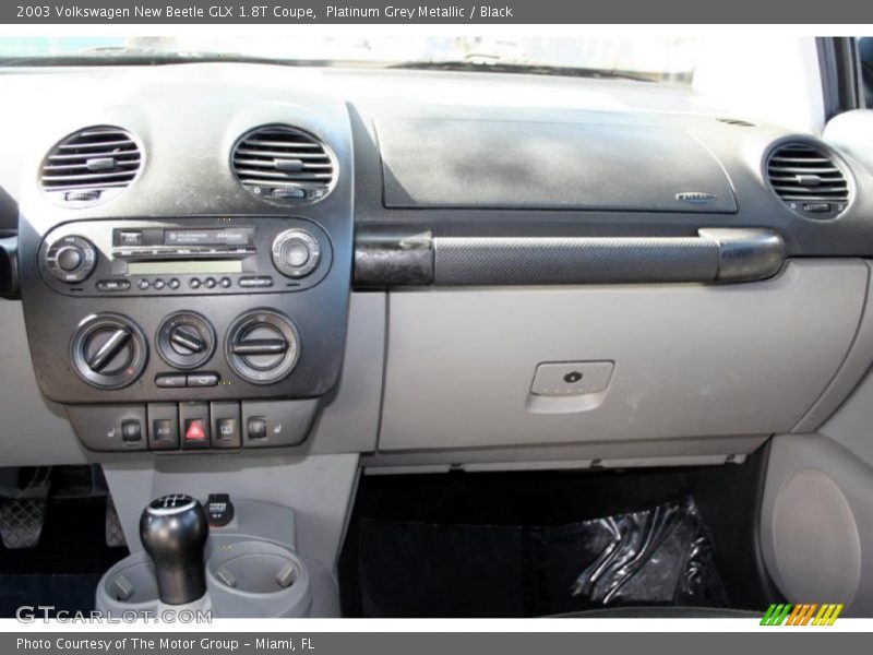 Platinum Grey Metallic / Black 2003 Volkswagen New Beetle GLX 1.8T Coupe