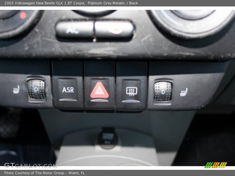 Platinum Grey Metallic / Black 2003 Volkswagen New Beetle GLX 1.8T Coupe