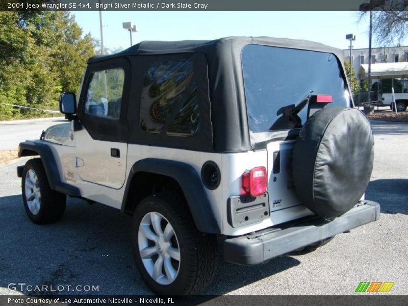 Bright Silver Metallic / Dark Slate Gray 2004 Jeep Wrangler SE 4x4