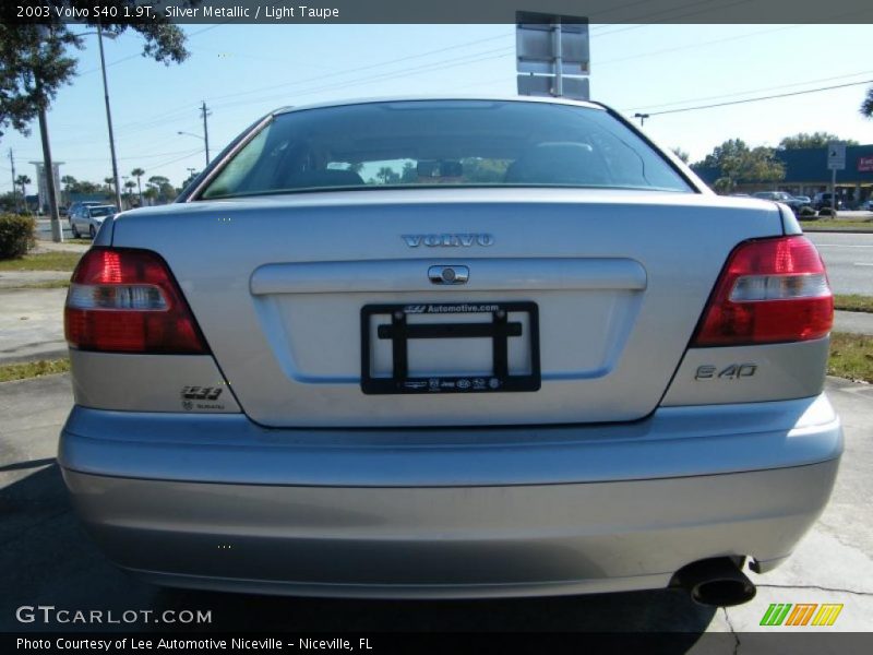 Silver Metallic / Light Taupe 2003 Volvo S40 1.9T