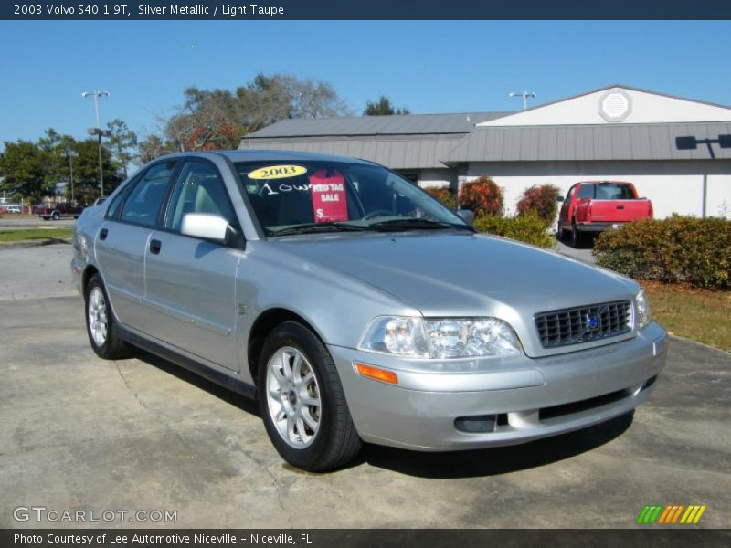 Silver Metallic / Light Taupe 2003 Volvo S40 1.9T