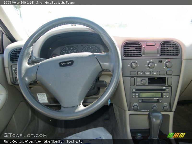 Silver Metallic / Light Taupe 2003 Volvo S40 1.9T