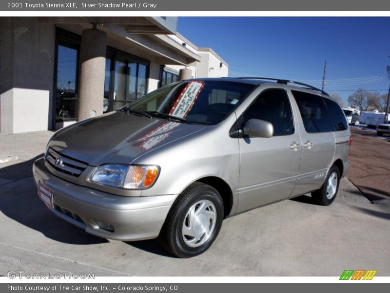 Silver Shadow Pearl / Gray 2001 Toyota Sienna XLE