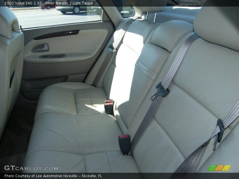 Silver Metallic / Light Taupe 2003 Volvo S40 1.9T