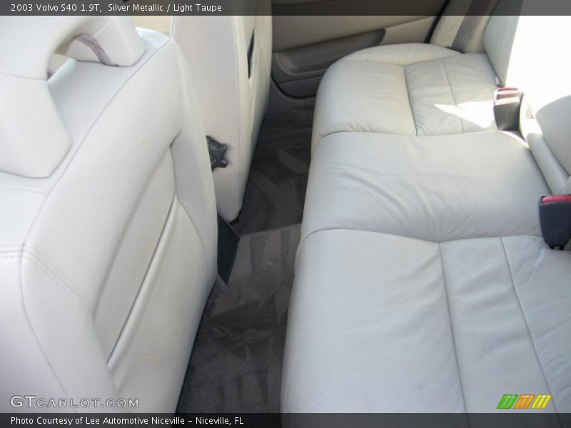 Silver Metallic / Light Taupe 2003 Volvo S40 1.9T