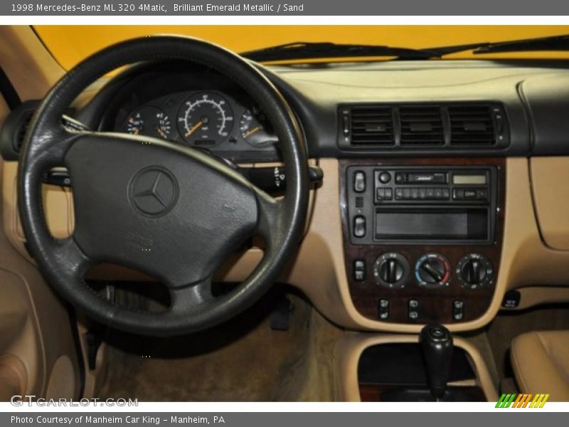 Brilliant Emerald Metallic / Sand 1998 Mercedes-Benz ML 320 4Matic