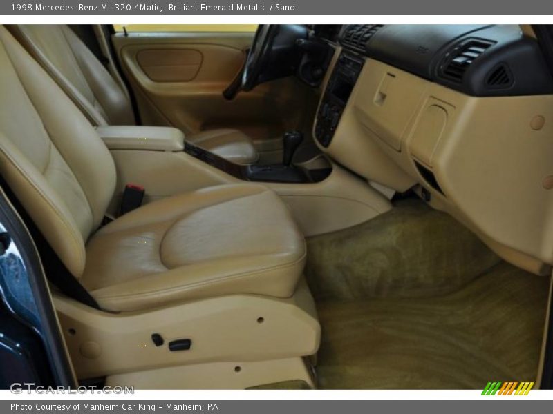 Brilliant Emerald Metallic / Sand 1998 Mercedes-Benz ML 320 4Matic