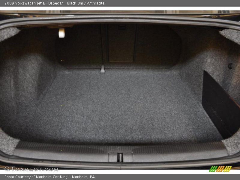 Black Uni / Anthracite 2009 Volkswagen Jetta TDI Sedan