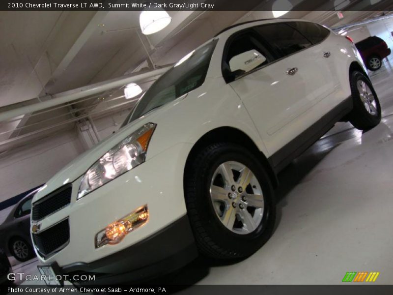 Summit White / Dark Gray/Light Gray 2010 Chevrolet Traverse LT AWD