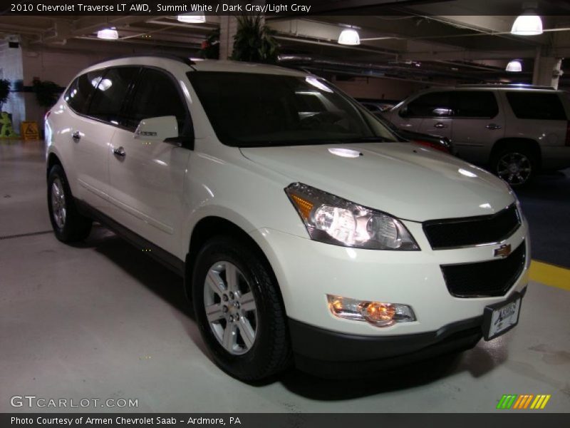 Summit White / Dark Gray/Light Gray 2010 Chevrolet Traverse LT AWD