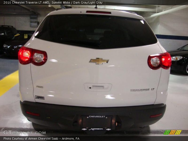 Summit White / Dark Gray/Light Gray 2010 Chevrolet Traverse LT AWD